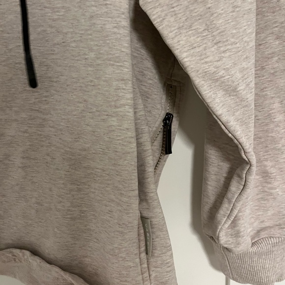 Varley Drawstring Sweatshirt - Picture 2 of 3